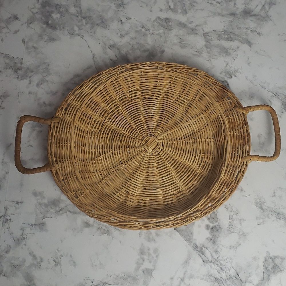 Vintage Japanese Wicker Plate Holder